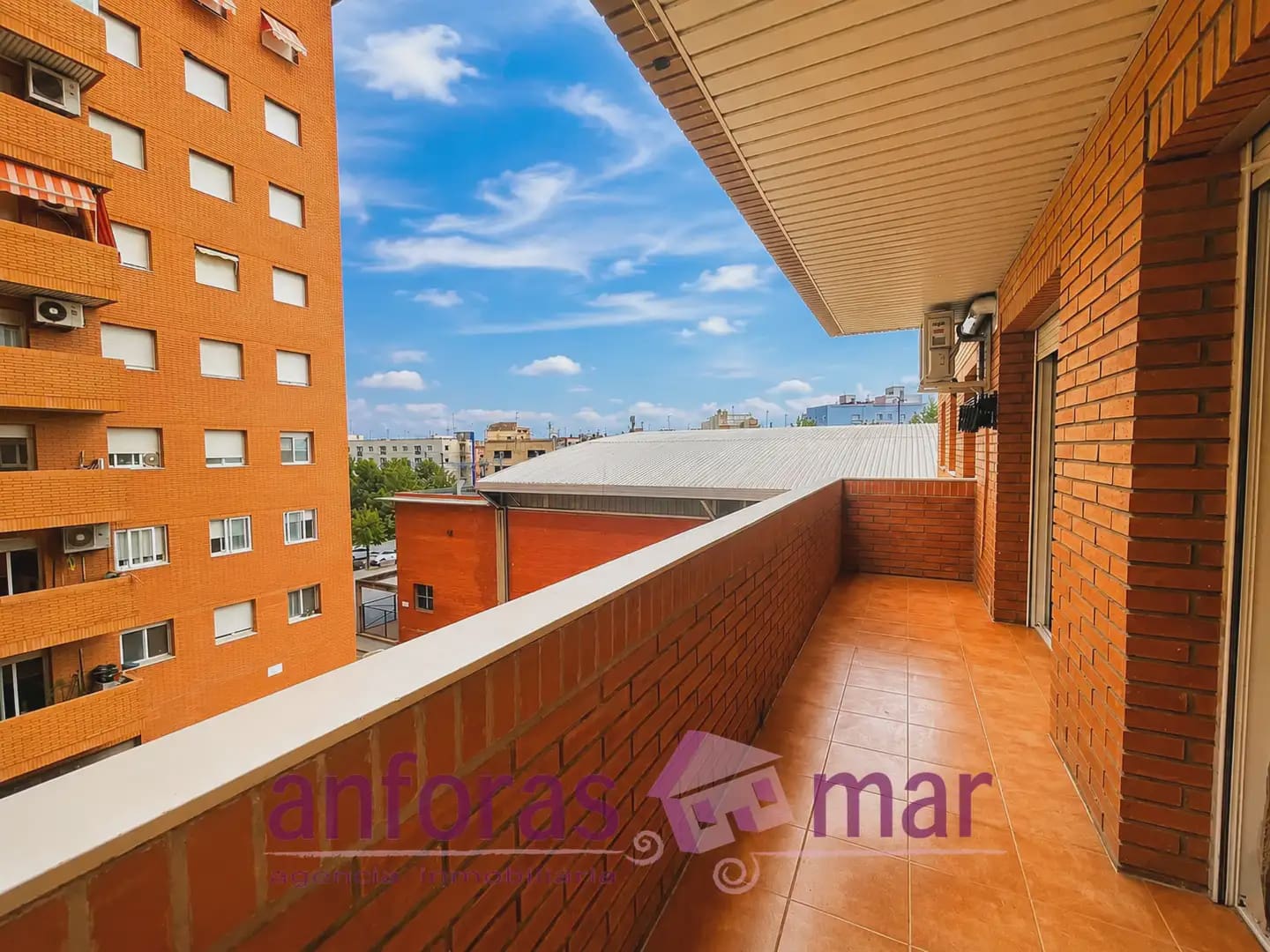 Piso de 4 habitaciones en Tarragona ciudad en venta - 285.000 € (Ref: 9997576)