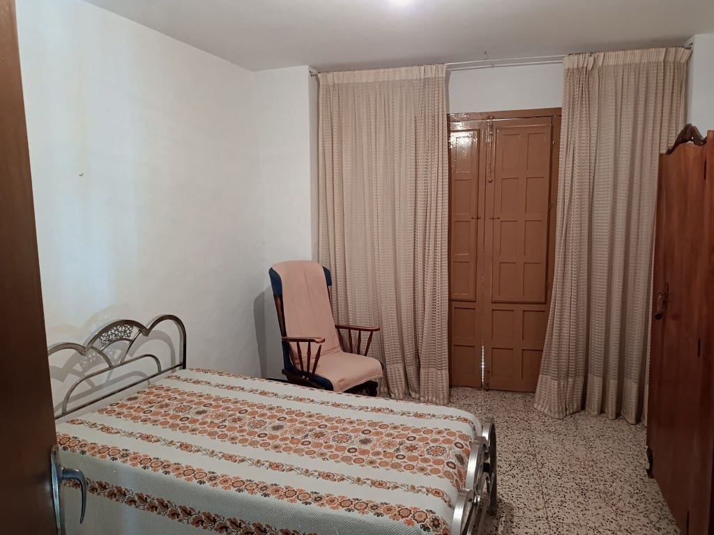 7 quarto Casa em Banda para venda em Fuente-Tojar - 77 000 € (Ref: 10005582)