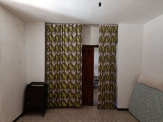 7 quarto Casa em Banda para venda em Fuente-Tójar - 77 000 € (Ref: 10005582)