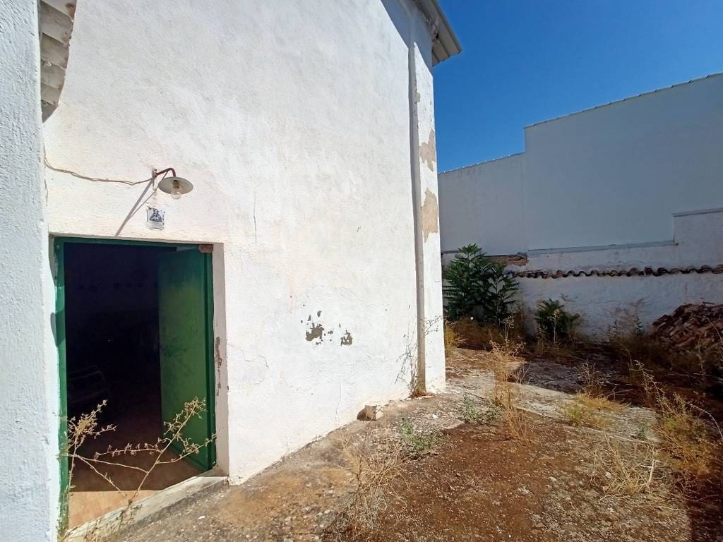 2 soverom Finca/Herregård til salgs i Cabra med garasje - € 42 900 (Ref: 10006627)