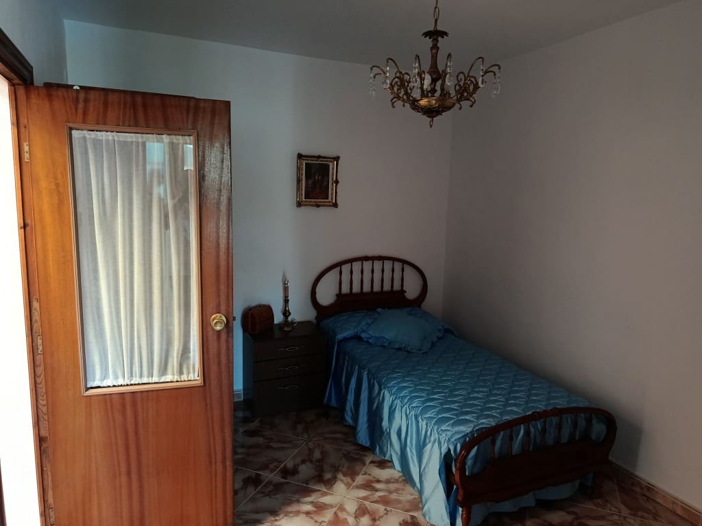 7 soverom Hus til salgs i Fuente-Tojar med garasje - € 169 000 (Ref: 10013334)