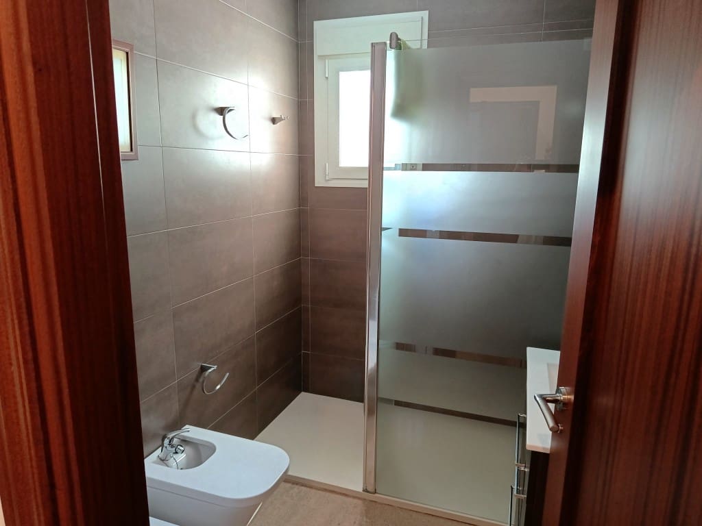 7 soverom Hus til salgs i Fuente-Tojar med garasje - € 169 000 (Ref: 10013334)