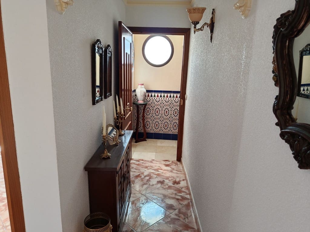 7 soverom Hus til salgs i Fuente-Tojar med garasje - € 169 000 (Ref: 10013334)