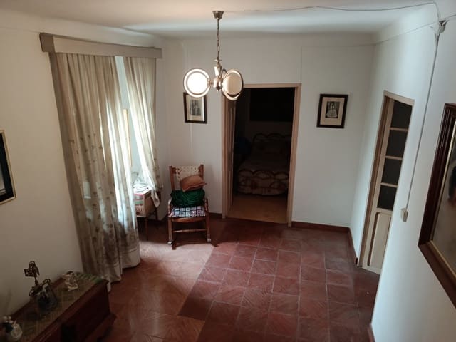 4 chambre Maison de Ville à vendre à Luque - 47 000 € (Ref: 10017512)