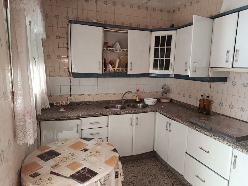 4 chambre Maison de Ville à vendre à Luque - 47 000 € (Ref: 10017512)
