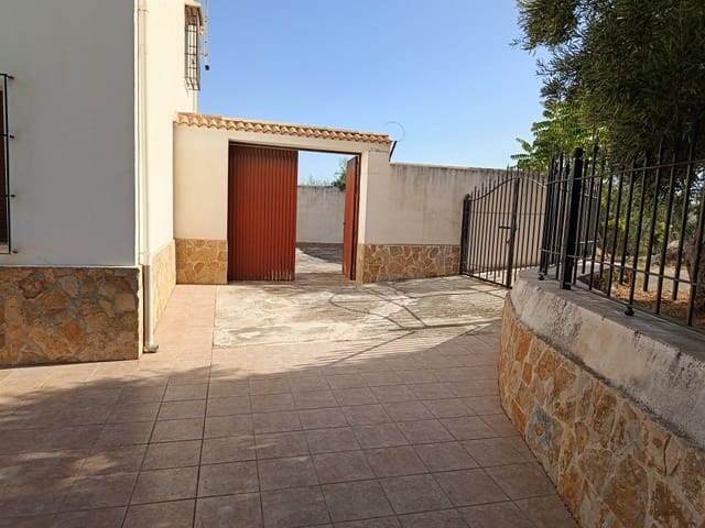 3 bedroom Finca/Country House for sale in Luque with garage - € 199,000 (Ref: 10018553)