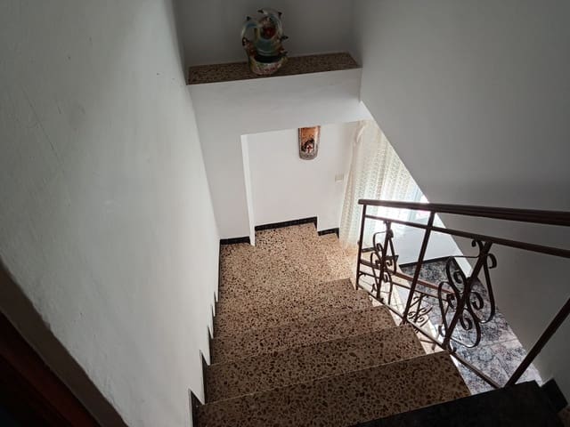 4 chambre Maison de Ville à vendre à La Rabita, Alcalá la Real - 107 000 € (Ref: 10019211)