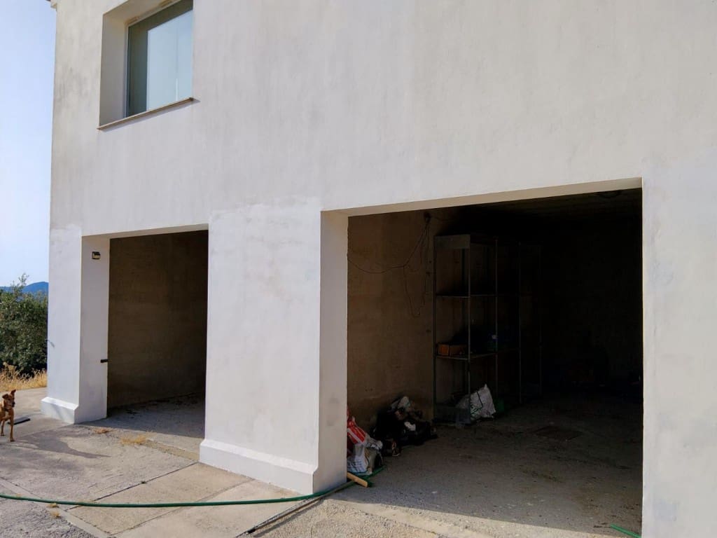 4 bedroom Finca/Country House for sale in Villaviciosa de Cordoba with pool garage - € 215,000 (Ref: 10019422)