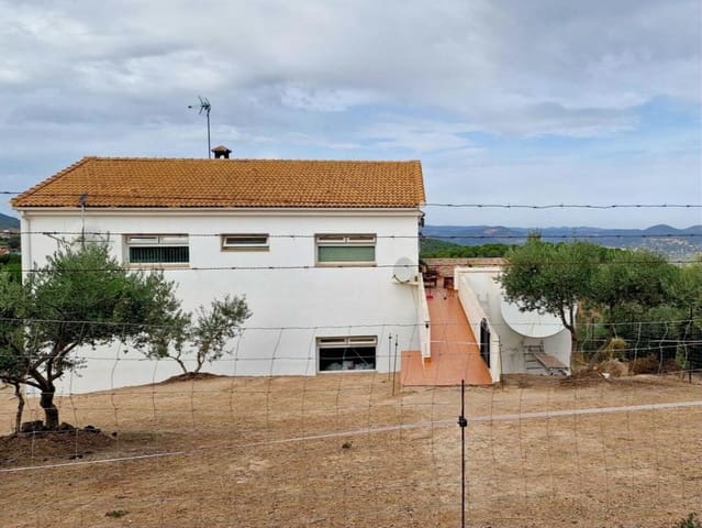 4 bedroom Finca/Country House for sale in Villaviciosa de Córdoba with pool garage - € 215,000 (Ref: 10019422)
