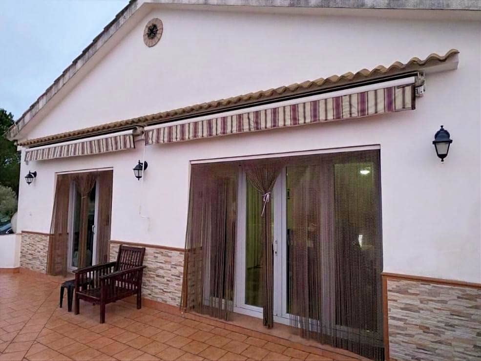 4 bedroom Finca/Country House for sale in Villaviciosa de Cordoba with pool garage - € 215,000 (Ref: 10019422)