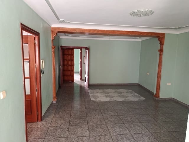 Apartamento de 2 habitaciones en Luque en venta - 52.000 € (Ref: 10022437)