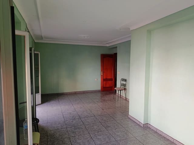 Apartamento de 2 habitaciones en Luque en venta - 52.000 € (Ref: 10022437)