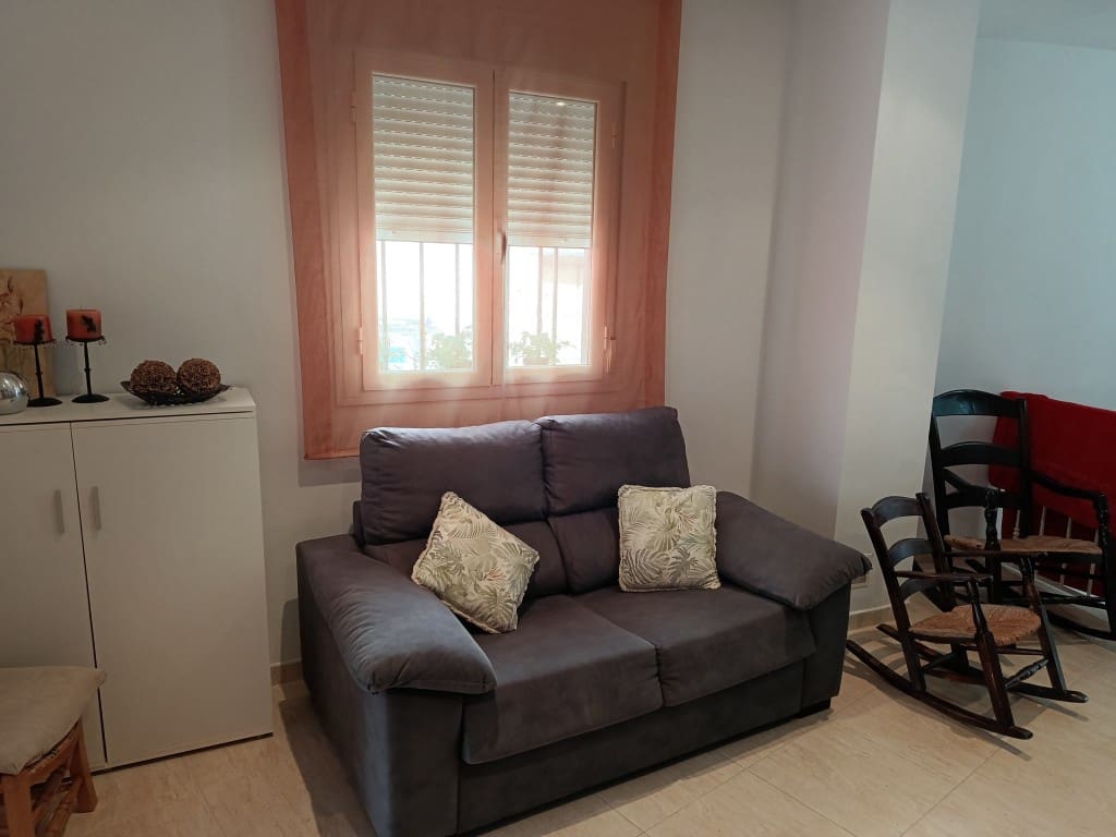 3 slaapkamer Huis te koop in Luque - € 79.900 (Ref: 10022438)