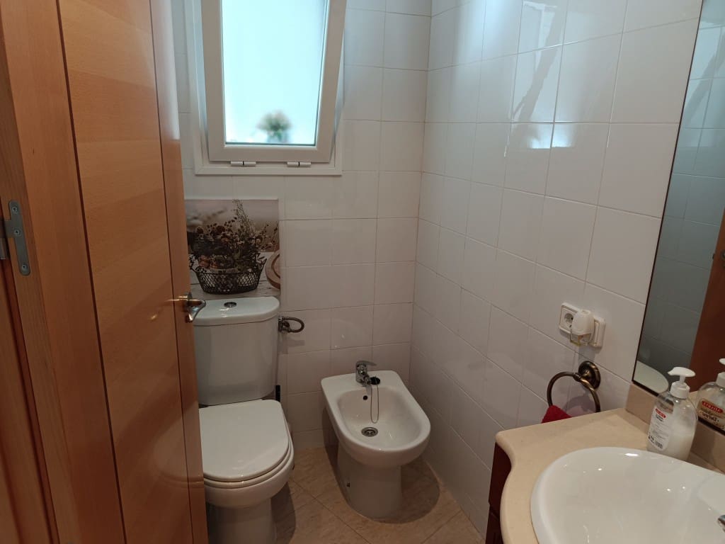 3 slaapkamer Huis te koop in Luque - € 79.900 (Ref: 10022438)