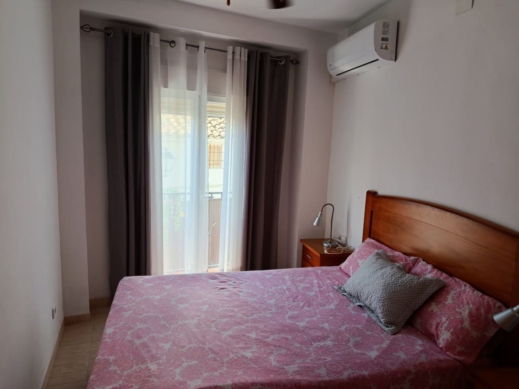 3 slaapkamer Huis te koop in Luque - € 79.900 (Ref: 10022438)