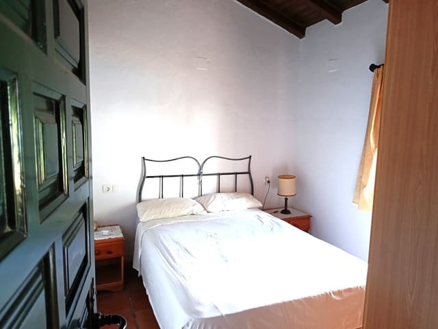 3 soveværelse Villa til salg i Priego de Córdoba med swimmingpool - € 259.000 (Ref: 10028140)