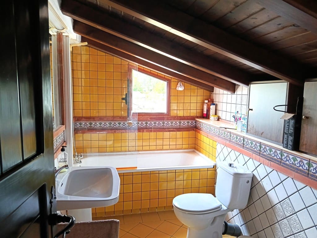 3 soveværelse Villa til salg i Priego de Cordoba med swimmingpool - € 259.000 (Ref: 10028140)