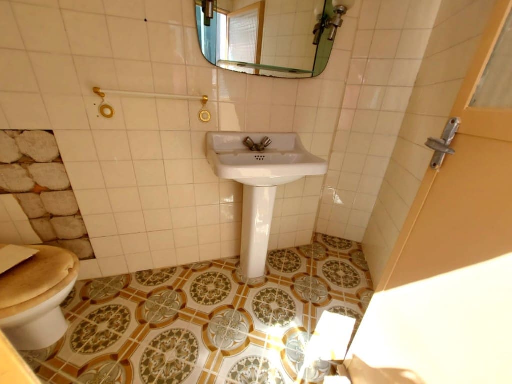 Apartment for sale in Luque with garage - € 99,000 (Ref: 10034976)