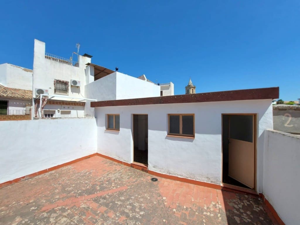 Apartment for sale in Luque with garage - € 99,000 (Ref: 10034976)