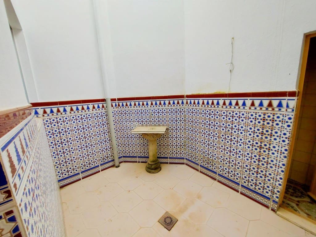 Apartment for sale in Luque with garage - € 99,000 (Ref: 10034976)