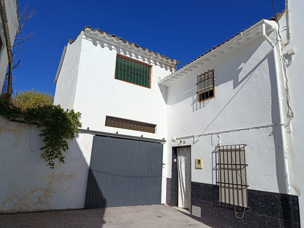 4 quarto Casa em Banda para venda em Fuente-Tojar - 69 900 € (Ref: 10035332)