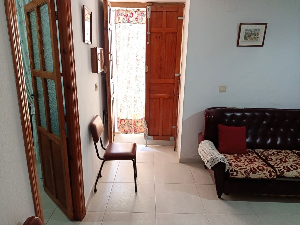 4 quarto Casa em Banda para venda em Fuente-Tojar - 69 900 € (Ref: 10035332)