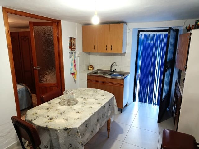 4 quarto Casa em Banda para venda em Fuente-Tójar - 69 900 € (Ref: 10035332)