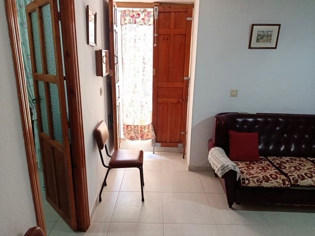 4 quarto Casa em Banda para venda em Fuente-Tójar - 69 900 € (Ref: 10035332)
