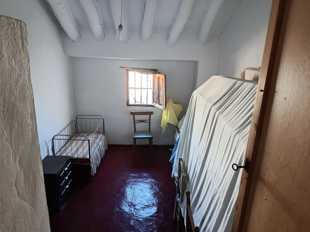 4 quarto Casa em Banda para venda em Fuente-Tojar - 69 900 € (Ref: 10035332)