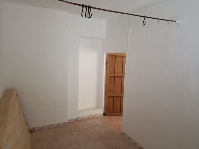 4 soveværelse Byhus til salg i Fuente-Tójar - € 69.900 (Ref: 10035333)