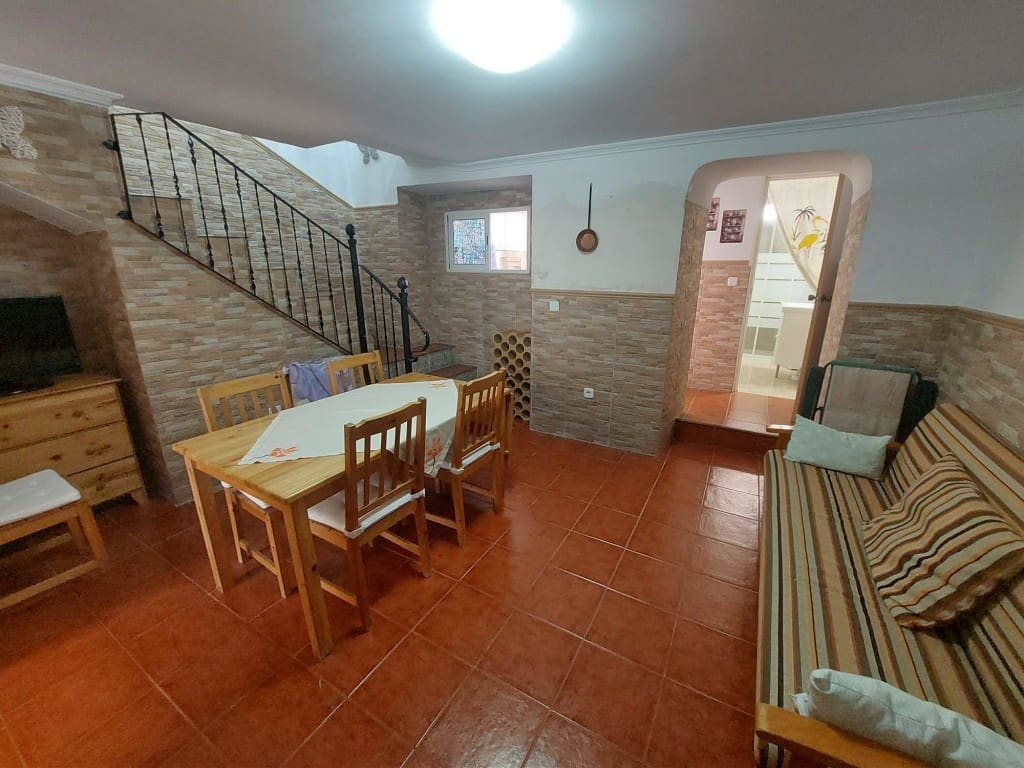 4 bedroom Townhouse for sale in Santiago de Calatrava with pool - € 72,000 (Ref: 10037767)