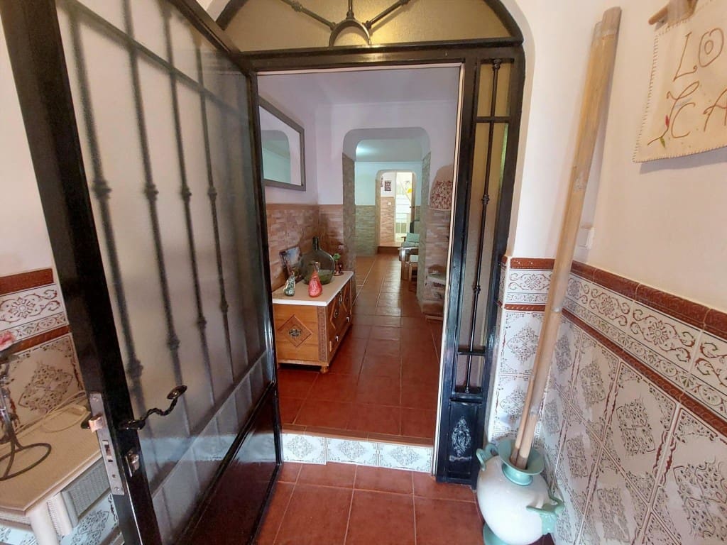 4 bedroom Townhouse for sale in Santiago de Calatrava with pool - € 72,000 (Ref: 10037767)