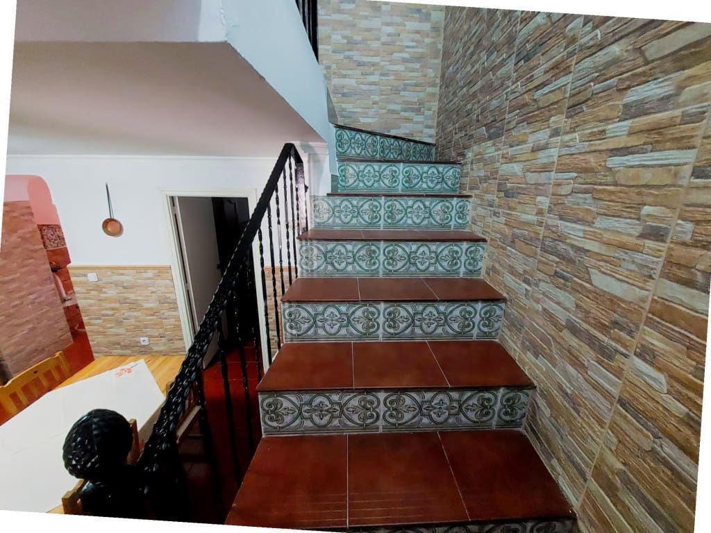 4 bedroom Townhouse for sale in Santiago de Calatrava with pool - € 72,000 (Ref: 10037767)