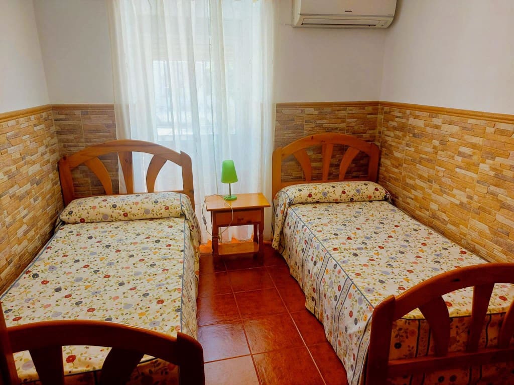 4 bedroom Townhouse for sale in Santiago de Calatrava with pool - € 72,000 (Ref: 10037767)
