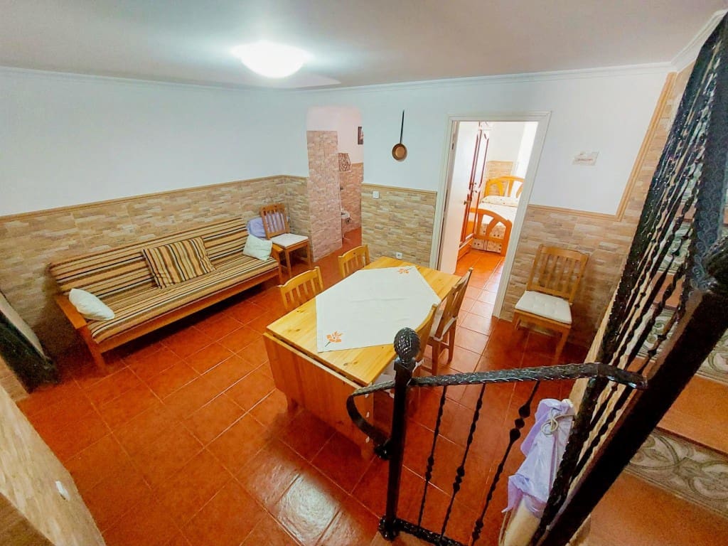 4 bedroom Townhouse for sale in Santiago de Calatrava with pool - € 72,000 (Ref: 10037767)