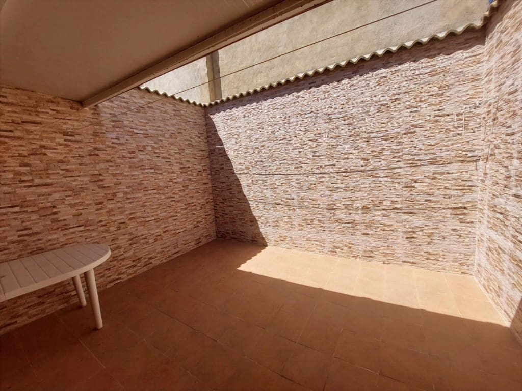 4 bedroom Townhouse for sale in Santiago de Calatrava with pool - € 72,000 (Ref: 10037767)
