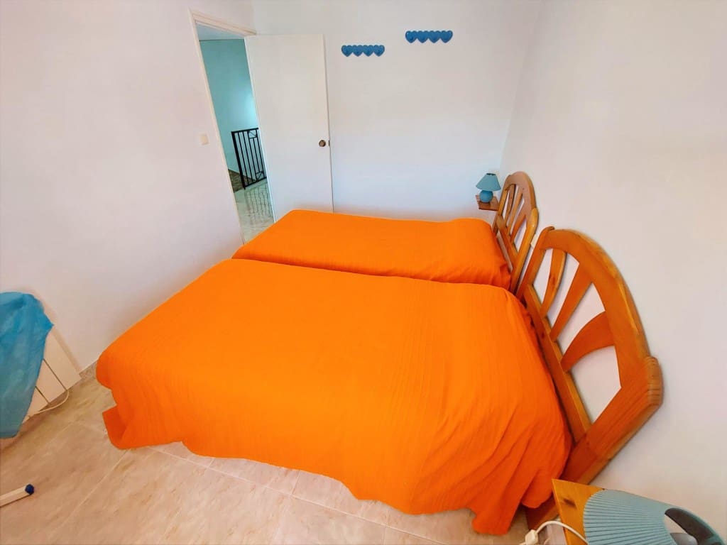 4 bedroom Townhouse for sale in Santiago de Calatrava with pool - € 72,000 (Ref: 10037767)