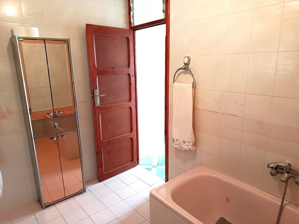 8 soveværelse Byhus til salg i Priego de Cordoba - € 113.000 (Ref: 10038342)