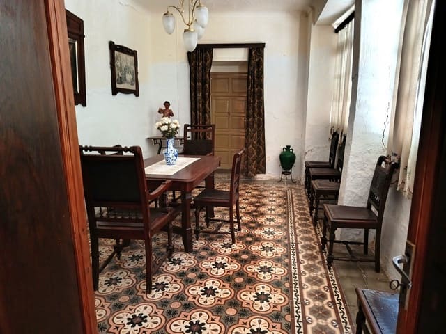 8 camera da letto Casa in vendita in Priego de Córdoba - 113.000 € (Rif: 10038342)