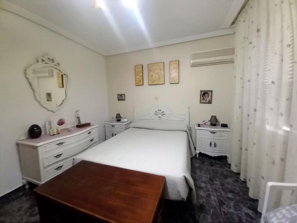 3 soverom Hus til salgs i Bobadilla de Alcaudete - € 79 000 (Ref: 10038549)