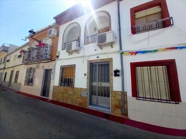 3 chambre Maison de Ville à vendre à Bobadilla de Alcaudete, Alcaudete - 79 000 € (Ref: 10038549)