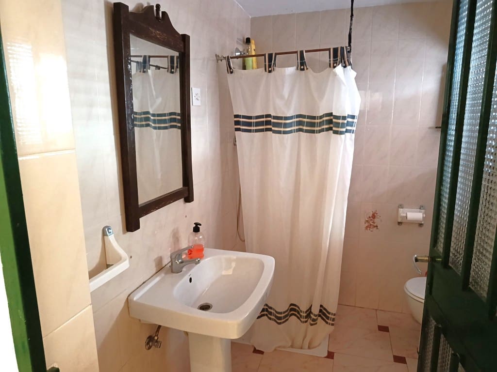 5 Zimmer Haus zu verkaufen in Priego de Cordoba mit Garage - 74.900 € (Ref: 10049212)