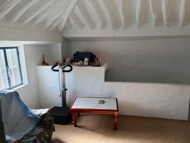 3 bedroom Townhouse for sale in Priego de Cordoba with garage - € 49,000 (Ref: 10055547)