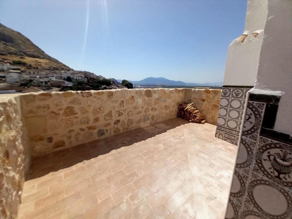 2 chambre Maison de Ville à vendre à Martos avec piscine - 55 000 € (Ref: 10070993)
