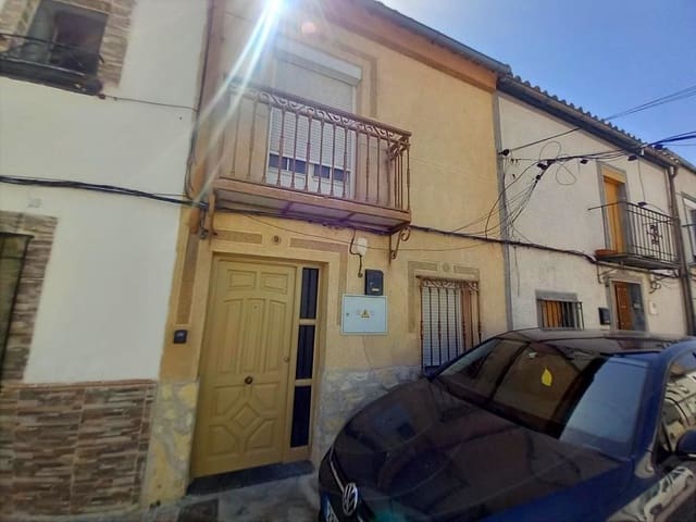2 chambre Maison de Ville à vendre à Martos avec piscine - 55 000 € (Ref: 10070993)