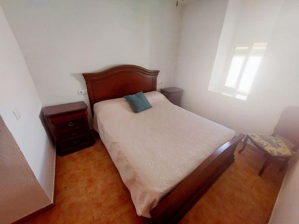 5 camera da letto Casa in vendita in Santiago de Calatrava con garage - 96.000 € (Rif: 10127393)