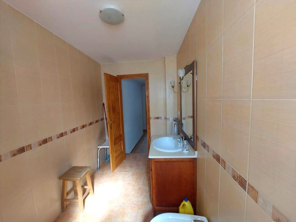 5 camera da letto Casa in vendita in Santiago de Calatrava con garage - 96.000 € (Rif: 10127393)