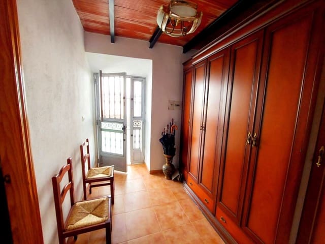 5 camera da letto Casa in vendita in Santiago de Calatrava con garage - 96.000 € (Rif: 10127393)