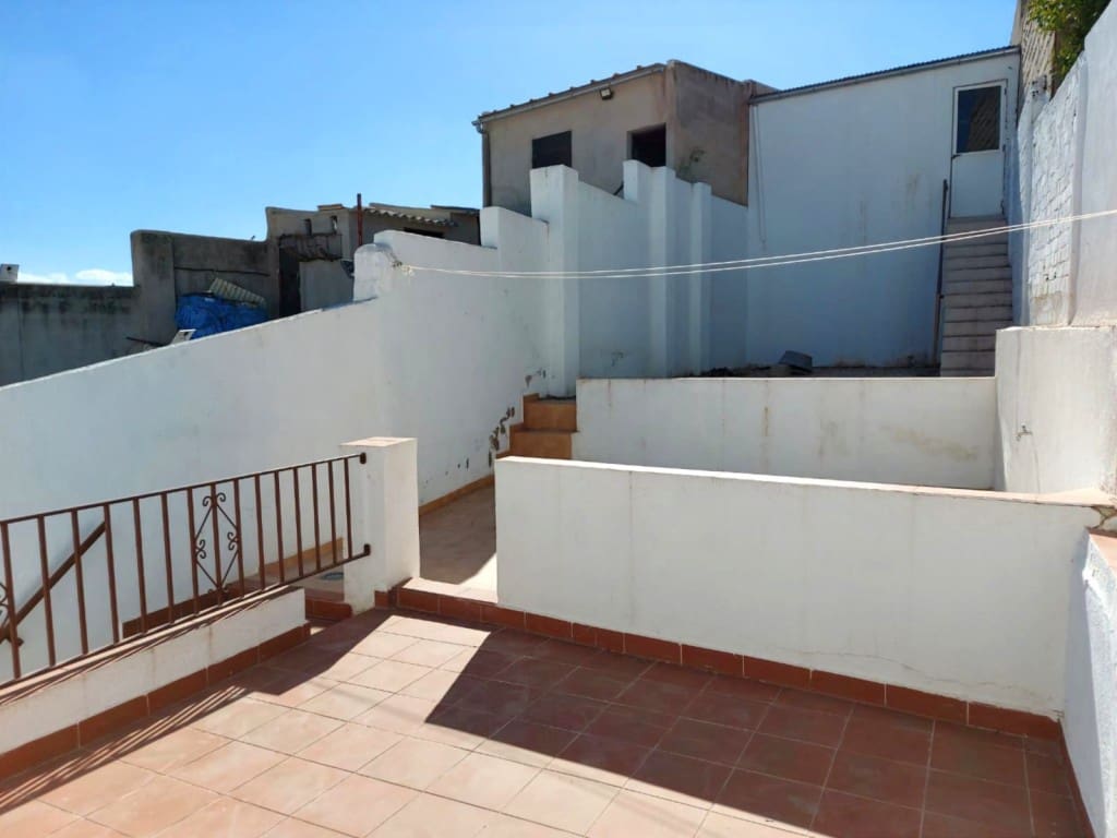 5 camera da letto Casa in vendita in Santiago de Calatrava con garage - 96.000 € (Rif: 10127393)