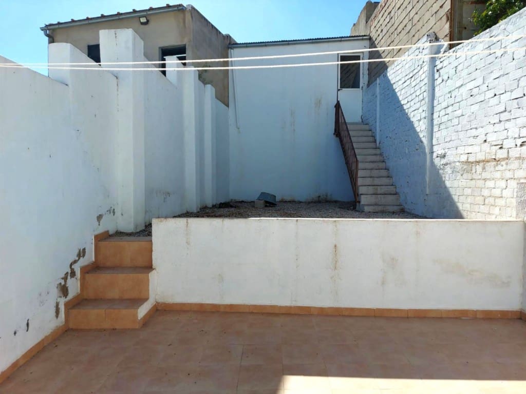 5 camera da letto Casa in vendita in Santiago de Calatrava con garage - 96.000 € (Rif: 10127393)